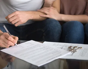 8 Things to Check Before Signing an Apartment Lease