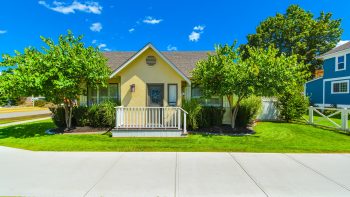 Suburbs vs. Cities: Which Lifestyle Actually Saves More Money?